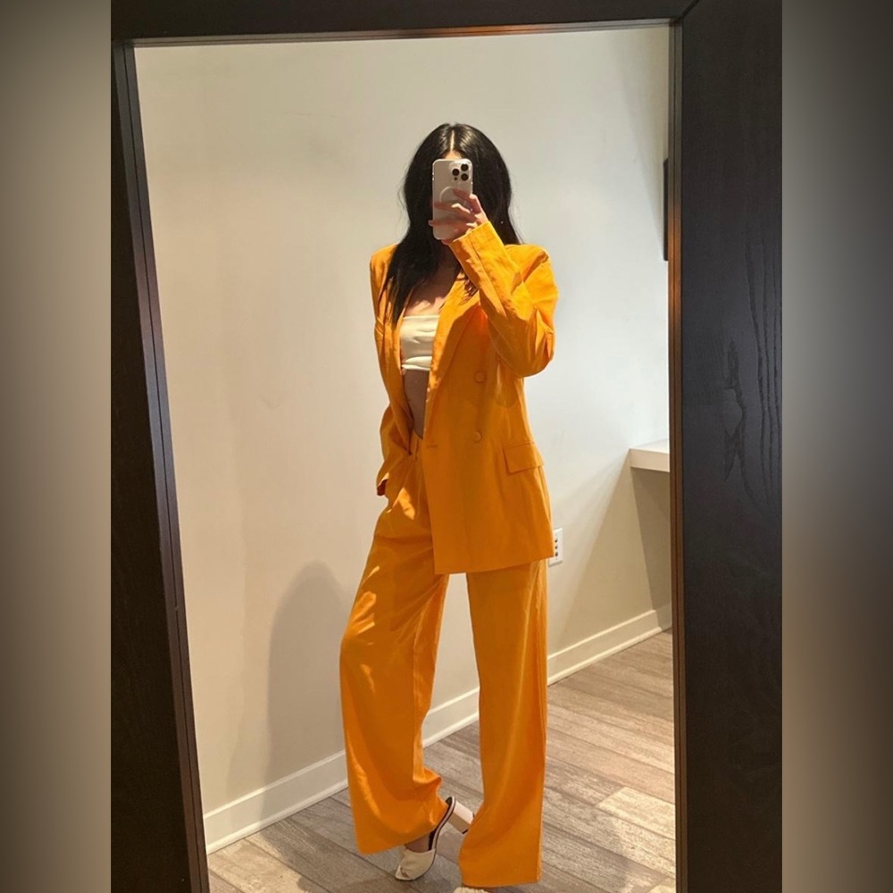 Tiger mist orange suit 2 piece set size XS extra small 0 2 4